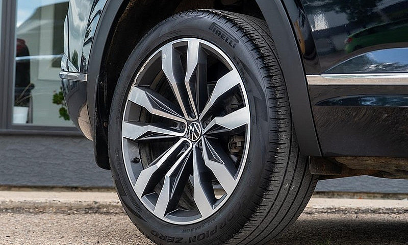 2021 Volkswagen Atla...
