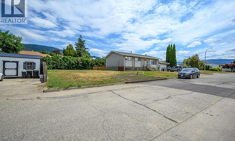 3401 12 Street Verno...