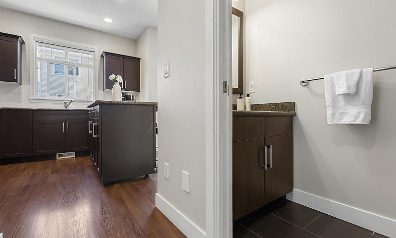 88 19551 66 Avenue S...