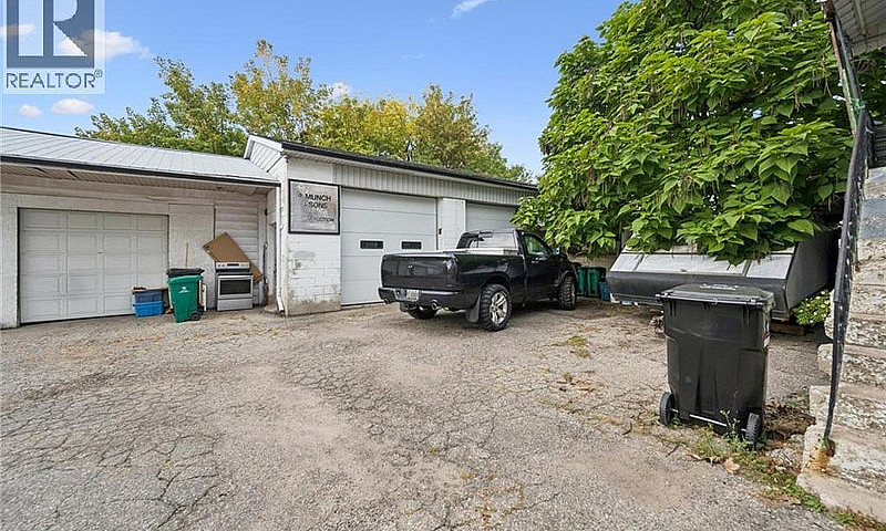 34 Jaffray Street Ca...