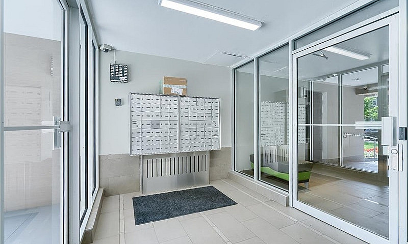 Parkdale 1 Bedroom A...