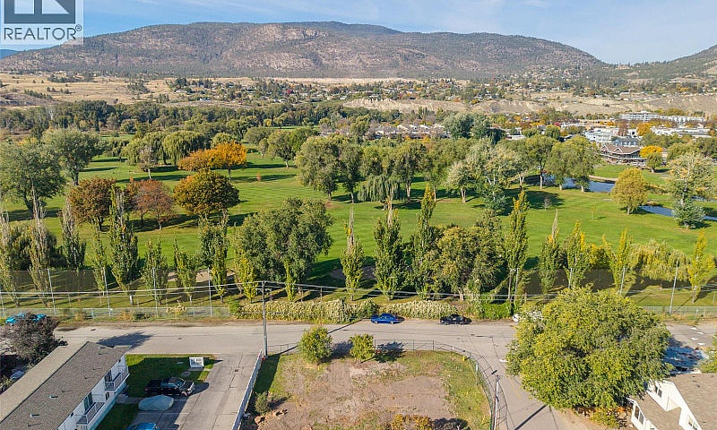 794 Kamloops Avenue ...