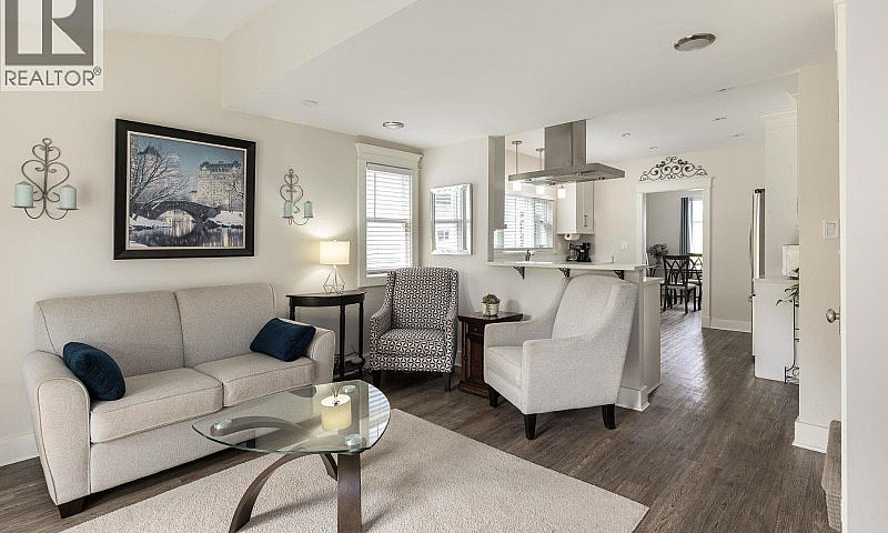 234 Eighth Avenue Ne...