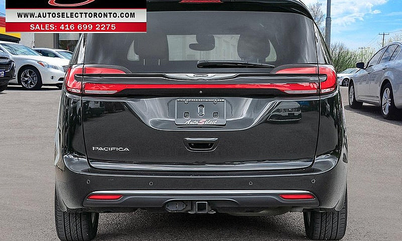 2022 Chrysler Pacifi...