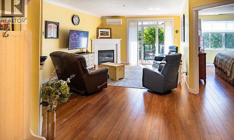 303 Whitman Road Uni...