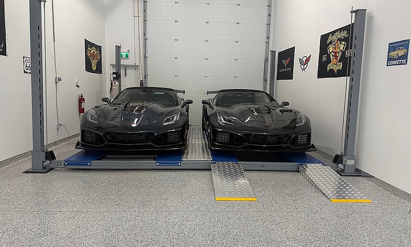 Unique Lifts 10,000L...