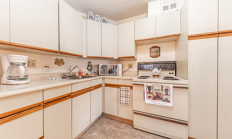374 Edmonton St- 1 B...