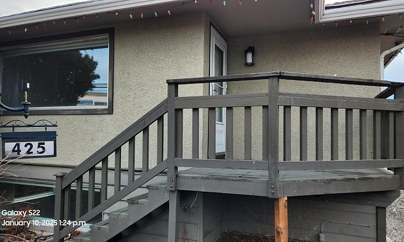 425 Mackenzie Ave-To...