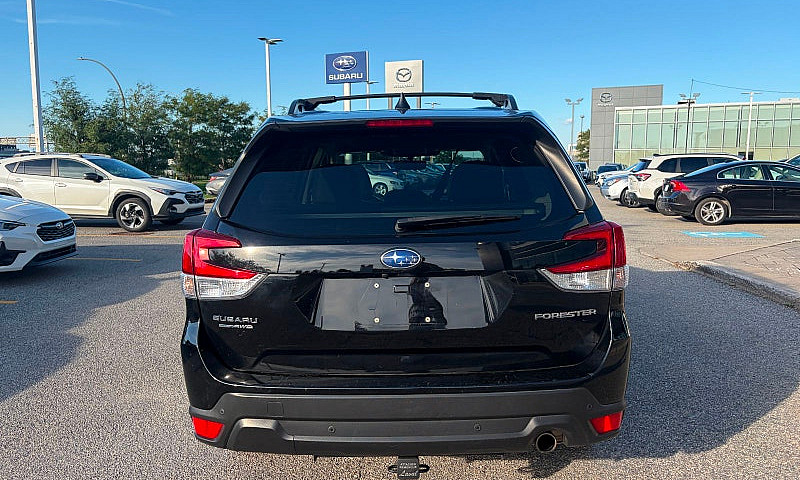 2022 Subaru Forester...