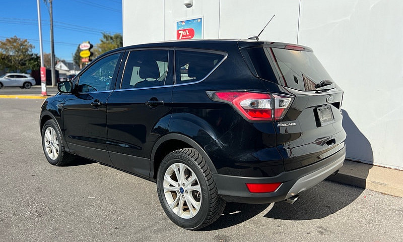 2017 Ford Escape Se ...