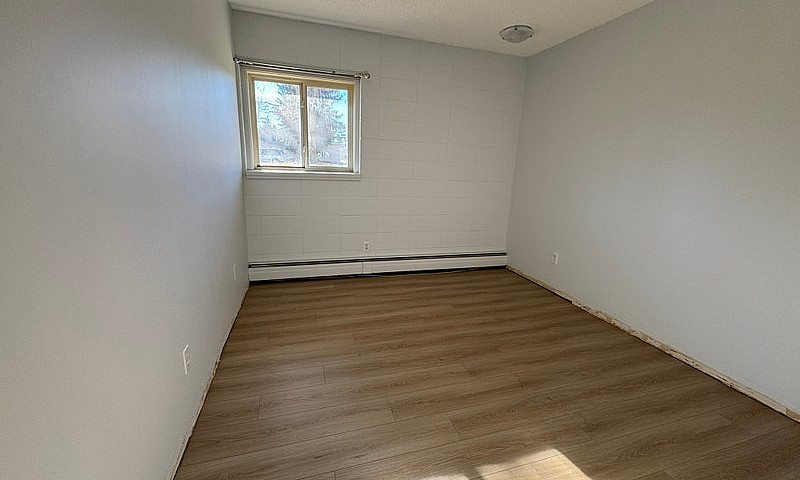 2 Bedroom Suite In A...