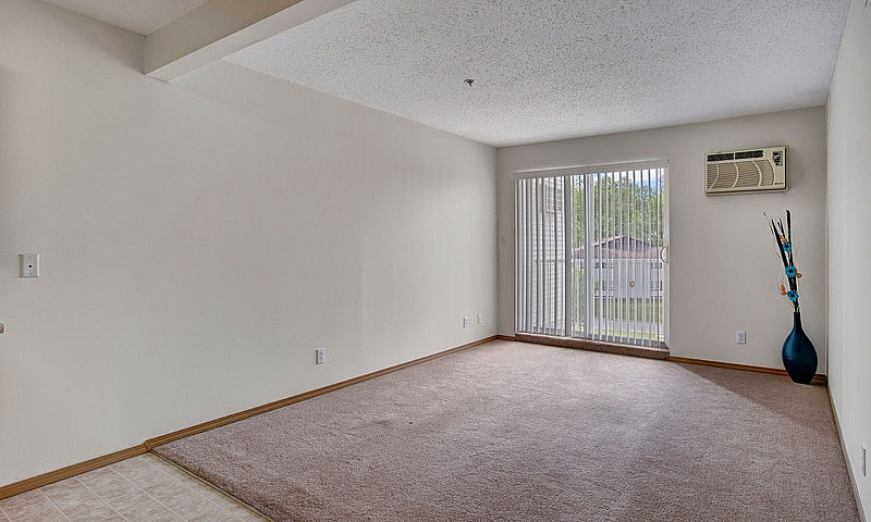2 Bed X 1 Bath Apart...