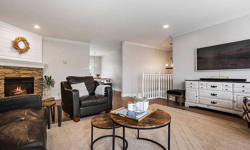 46272 Ranchero Drive...
