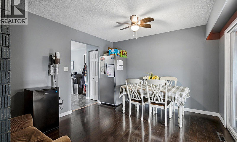 319 Clearview Cresce...