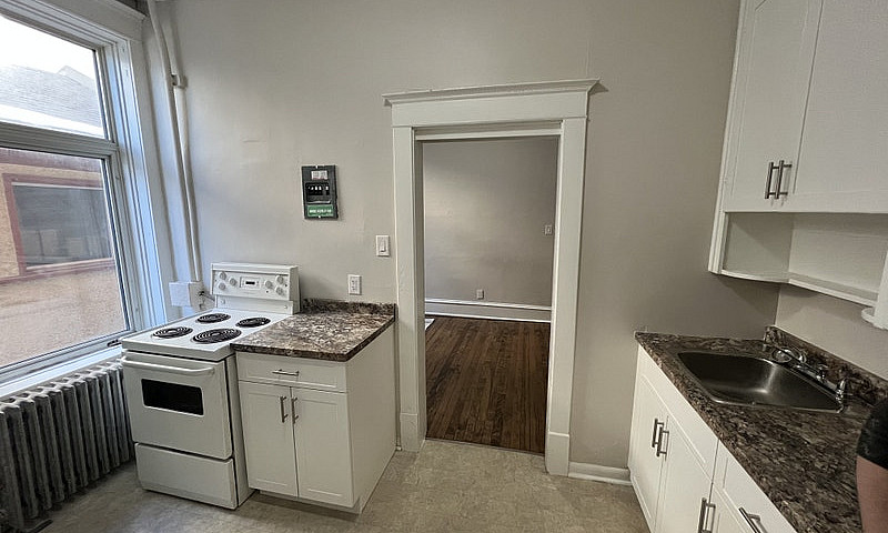 390 River Ave- Edwin...