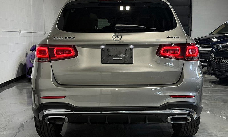 2020 Mercedes-Benz G...