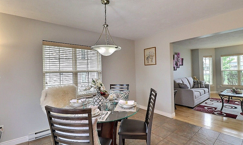 99 Barrington Cres. ...