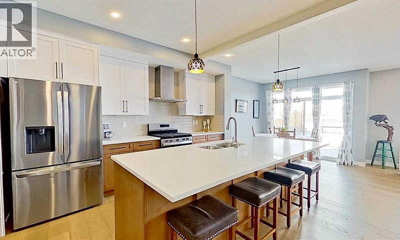 163 Sundown Crescent...