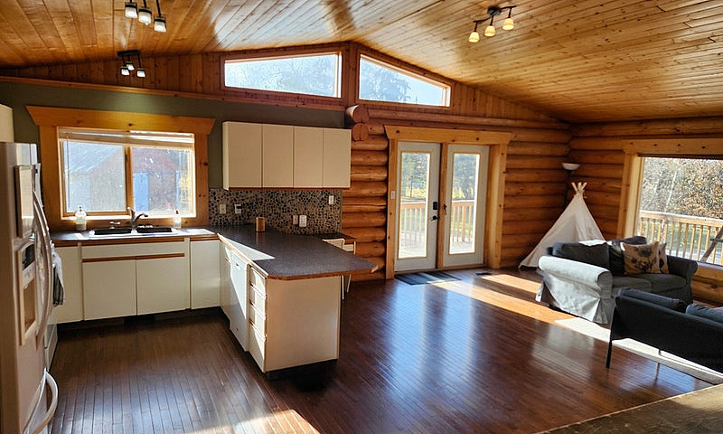 Beautiful Acreage Wi...