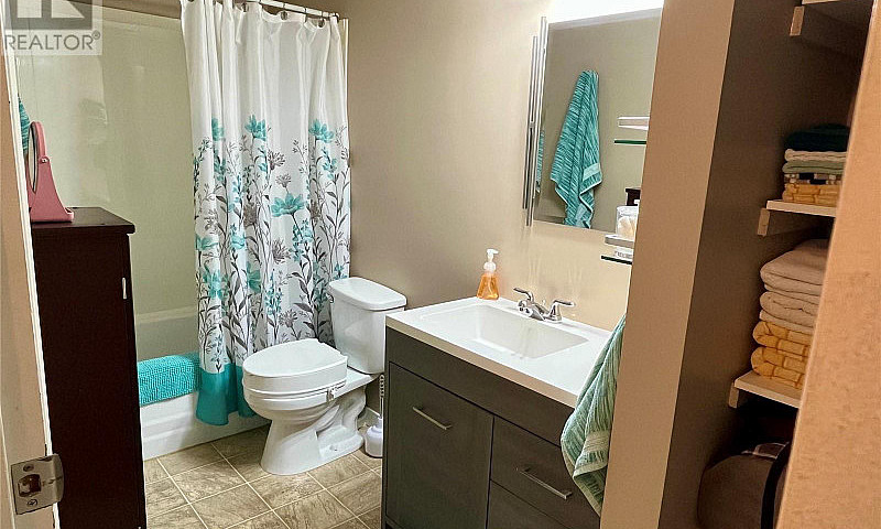 1410 Penticton Avenu...