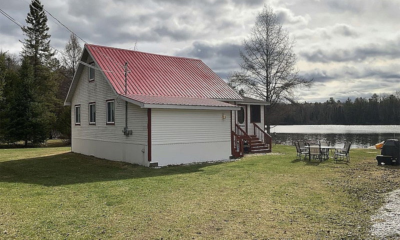 $390,000 - Cottage F...
