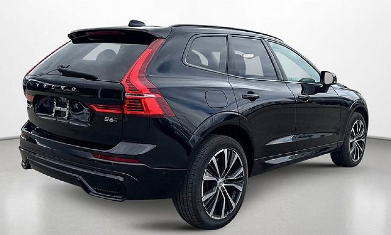 2023 Volvo Xc60 Plus...