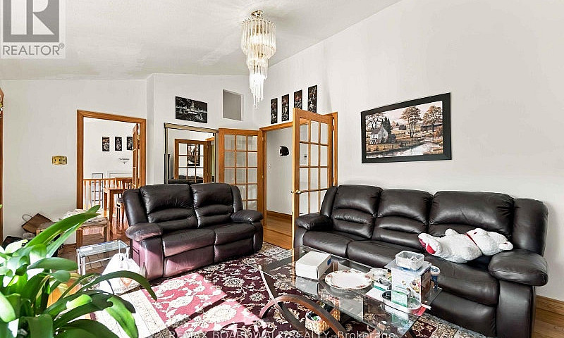 2173 Carnegie Street...