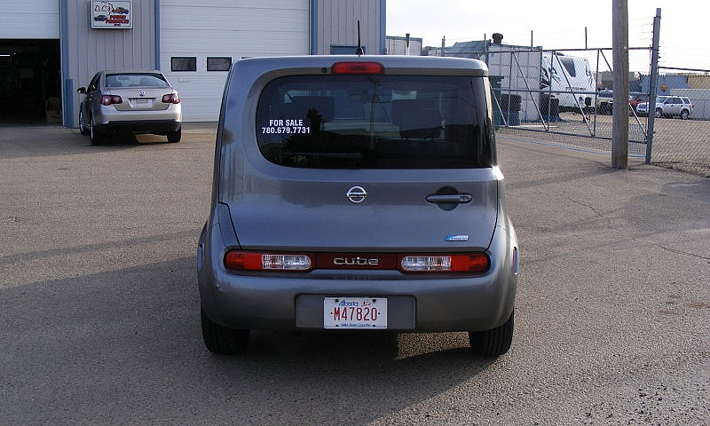 2009 Nissan Cubeclea...