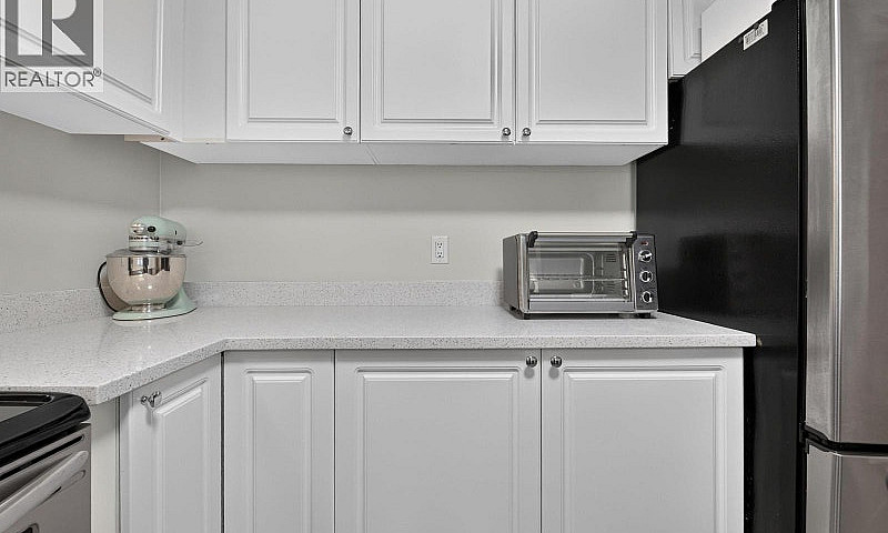 208 2288 W 12Th Aven...
