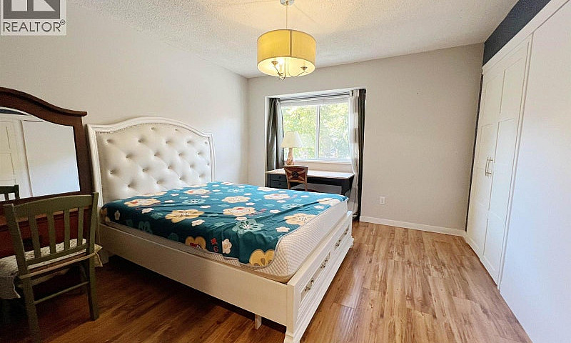 17 1141 Eagleridge D...