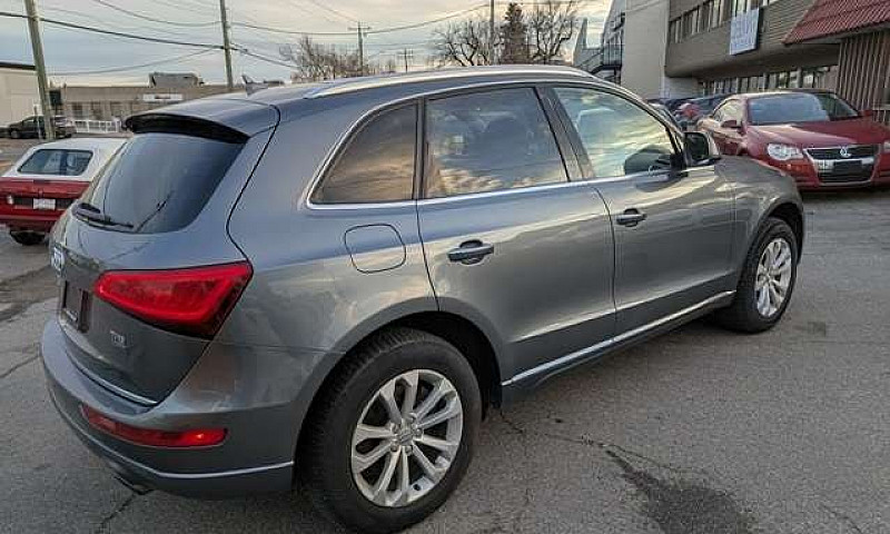 2017 Audi Q5 Quattro...
