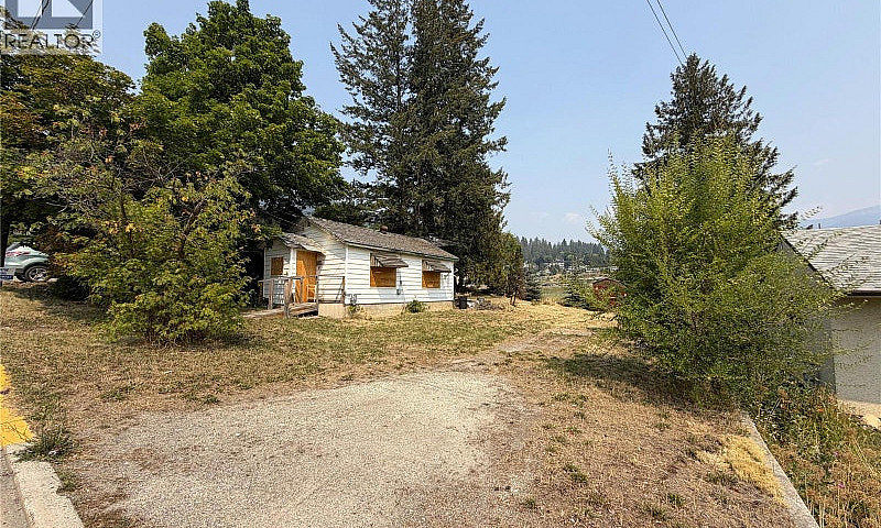 226 16Th Avenue N Cr...