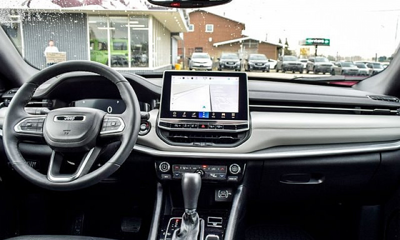 2024 Jeep Compass Li...