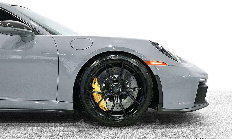 2024 Porsche 911 Gt3...