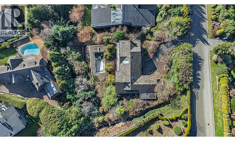 1318 Crestwell Road ...