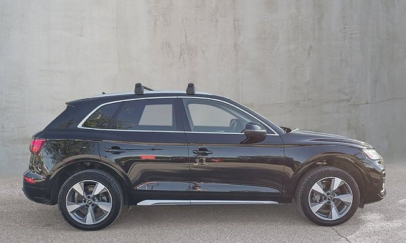 2024 Audi Q5 Komfort...