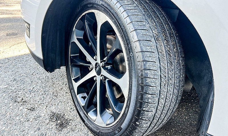 2015 Ford Taurus Sel...