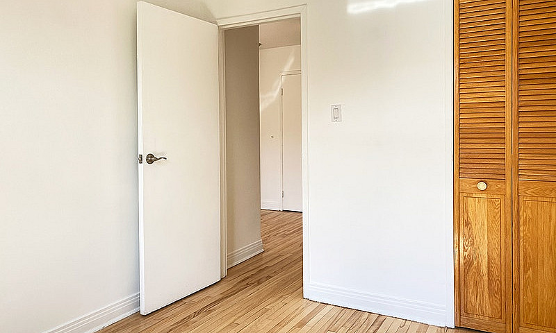 31/2,2, Chambre,Bedr...