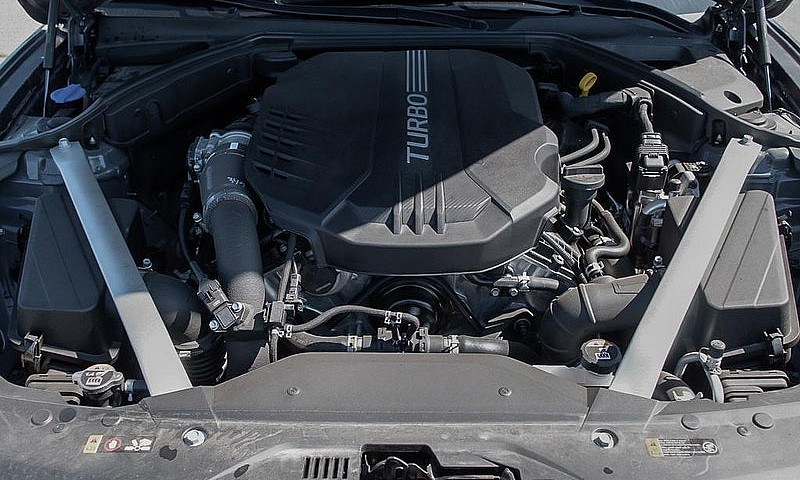 2026 Genesis G70 3.3...