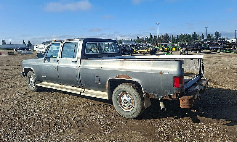 1990 Chevrolet 3500...