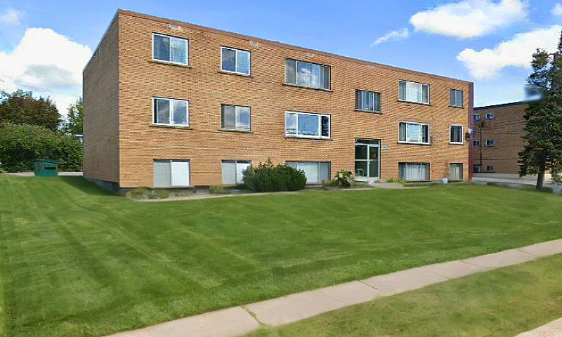 1Br Apartment Parkin...