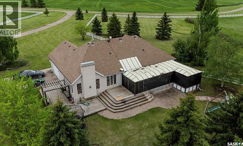 Misty Lane Acreage O...