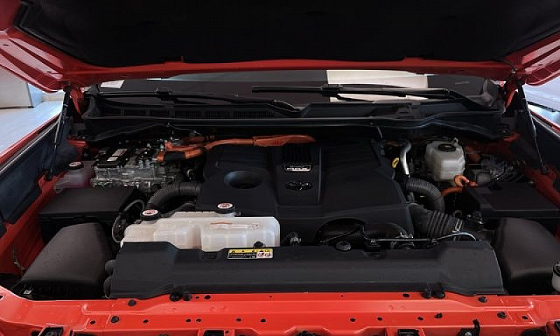 2023 Toyota Tundra L...