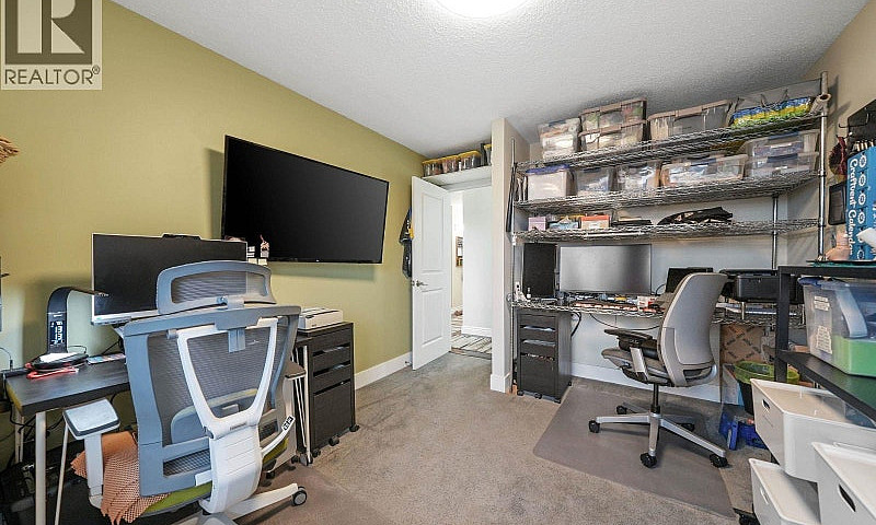 201 444 E 6Th Avenue...