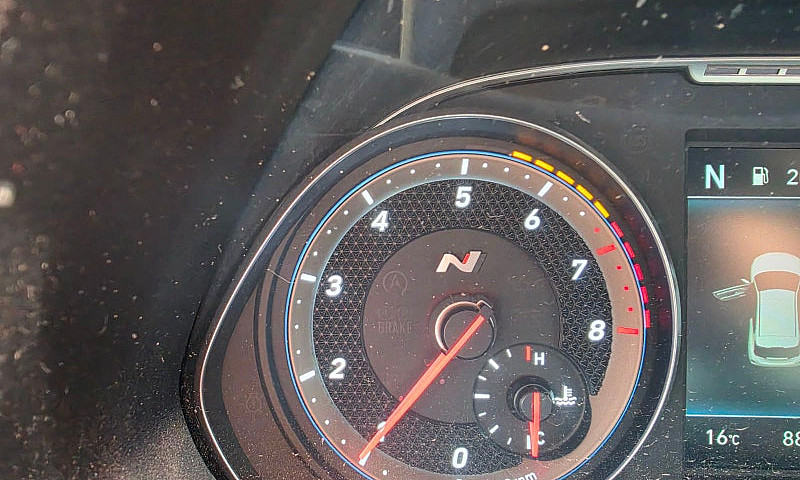2019 Hyundai Veloste...