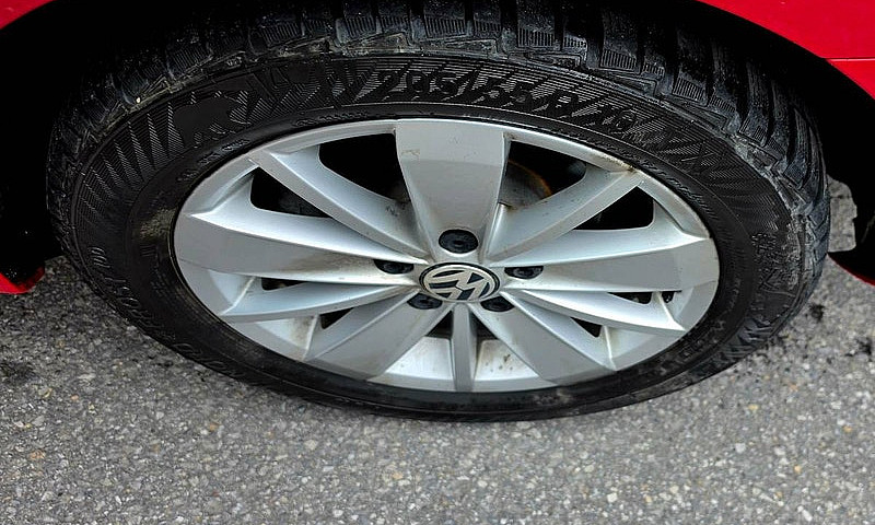 2016 Volkswagen Jett...