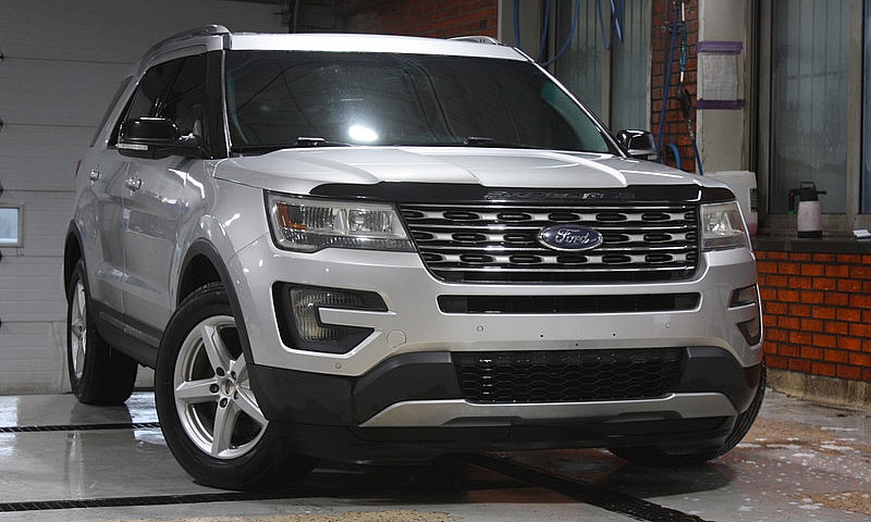 2016 Ford Explorer X...