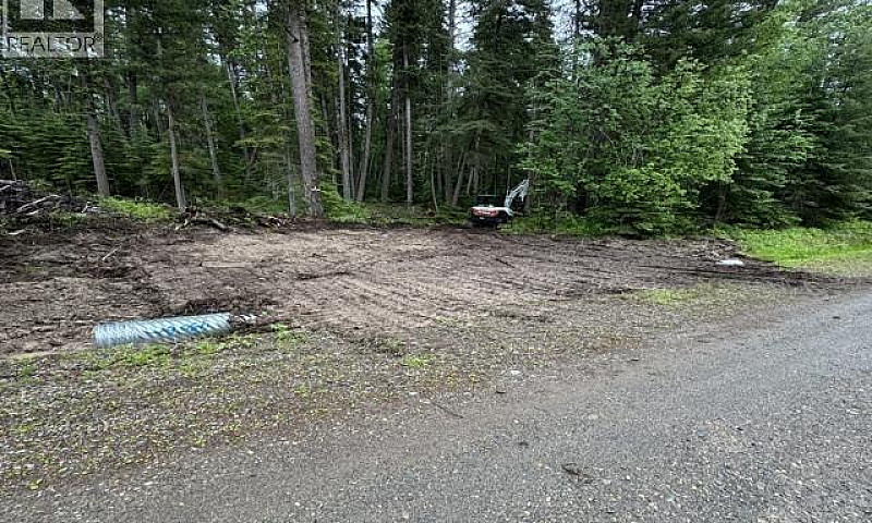 22060 Cottage Cresce...