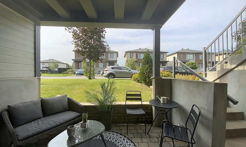 273 000$ - Condo À V...