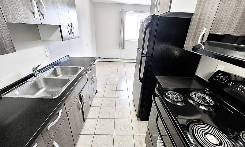 Pleasant Hill Apartm...